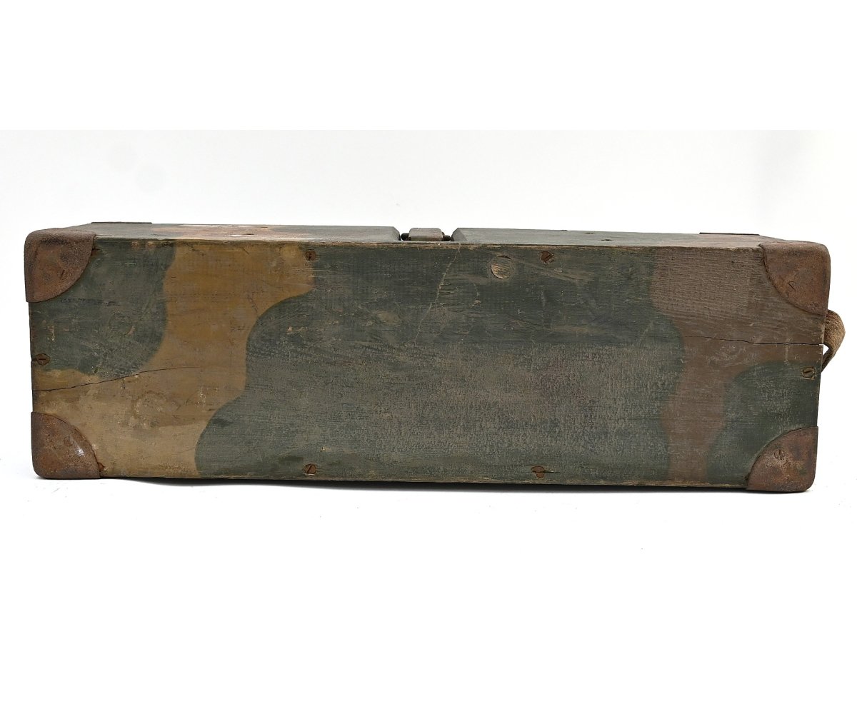 Wooden Camouflaged '6(gr.)Ladg.l.F.H.18' Transport Box — image 10