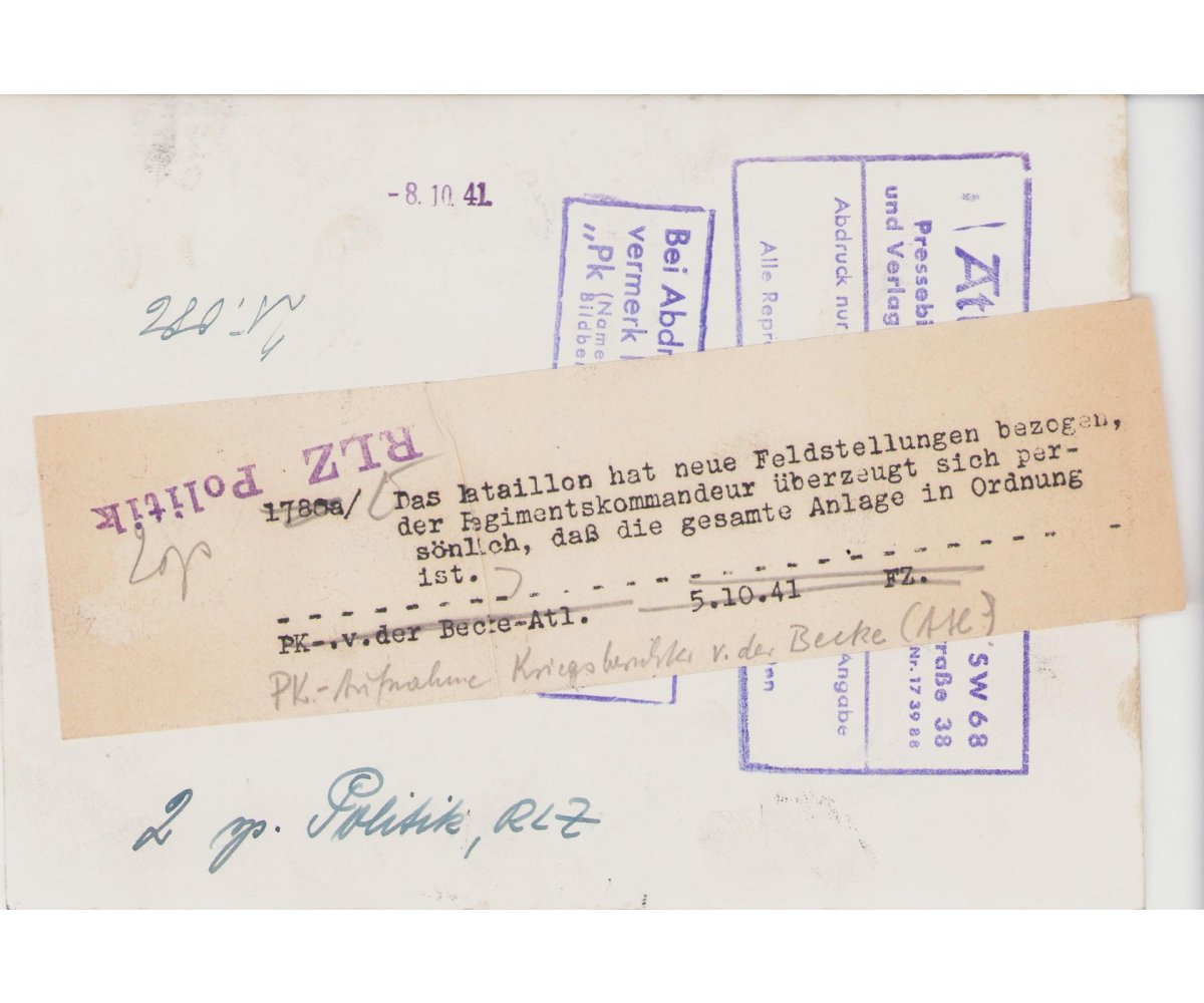 Ritterkreuzträger Oberstleutnant Press Photo — image 2