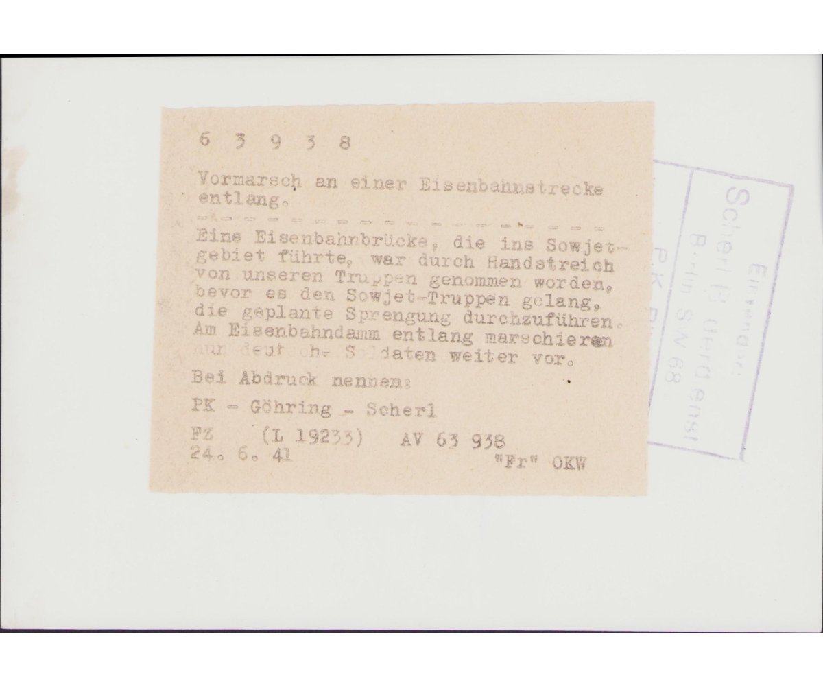 'Eine Eisenbahnbrücke' Press Photo — image 2