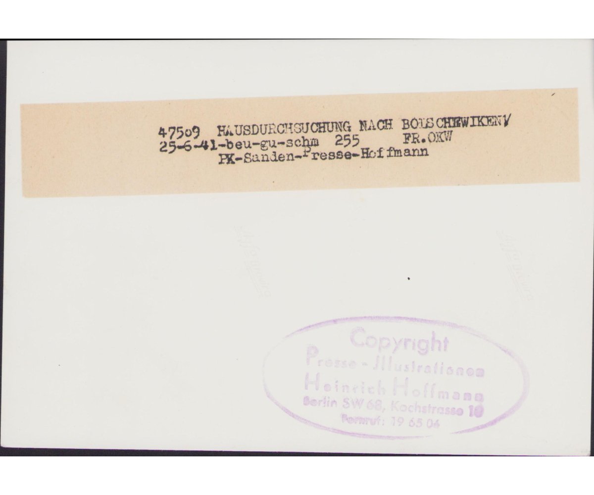 'Haudurchsuchung nach Bolschwiken' Press Photo — image 2