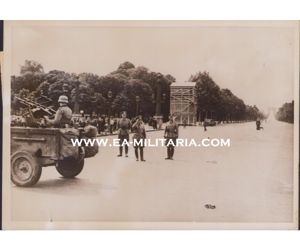 'Ersten deutschen Truppen in Paris' Press Photo