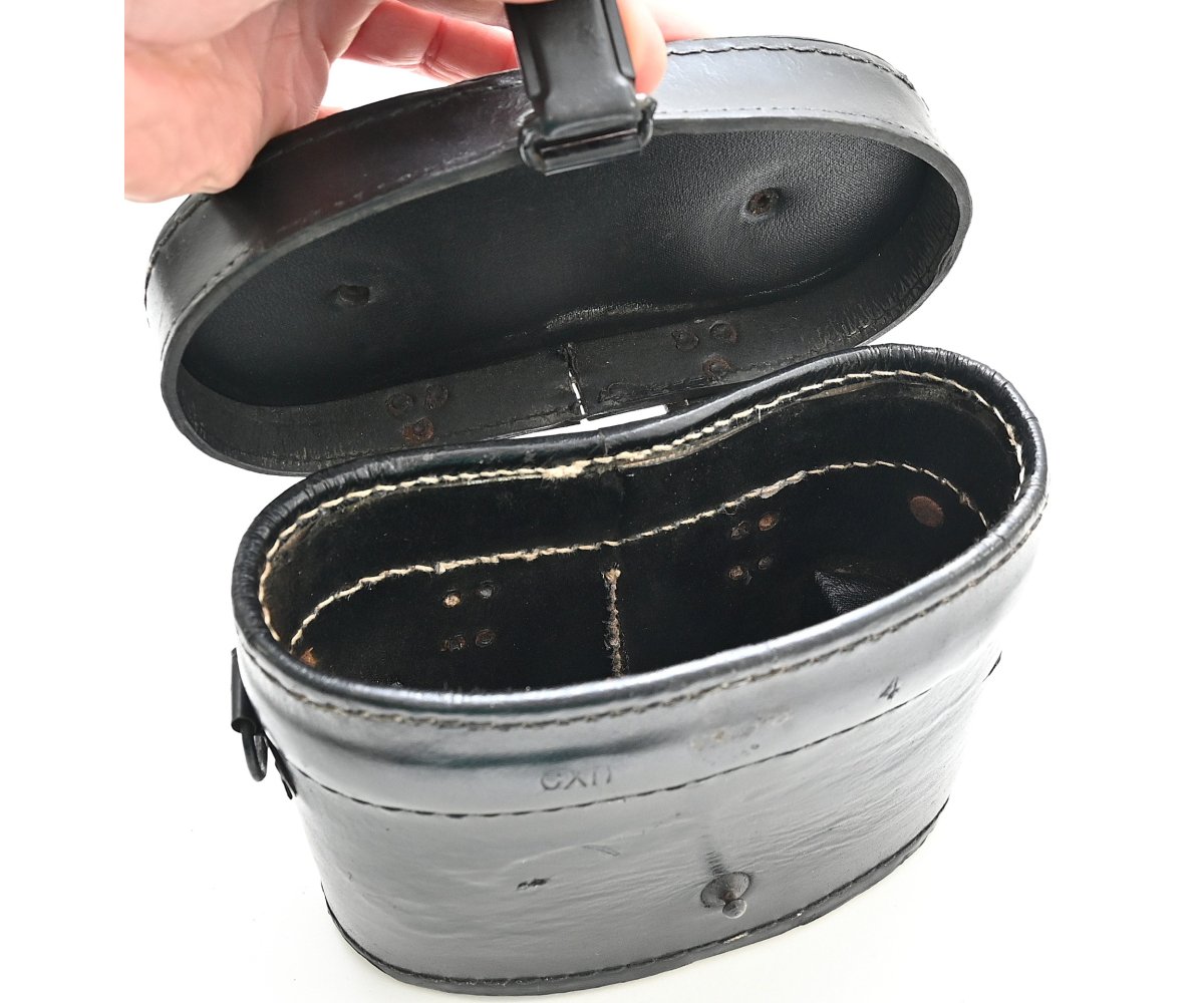 Rare CXN Dienstglas Case (1944) — image 9