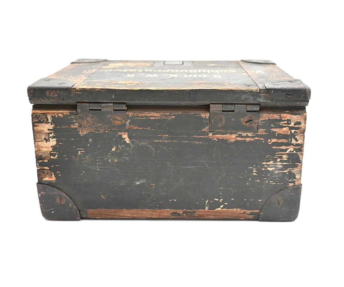 Rare 5cm Kw.K. Spare Parts Box — image 4