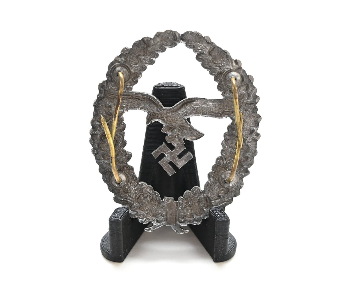 Luftwaffe Schutzenschnur Badge — image 2