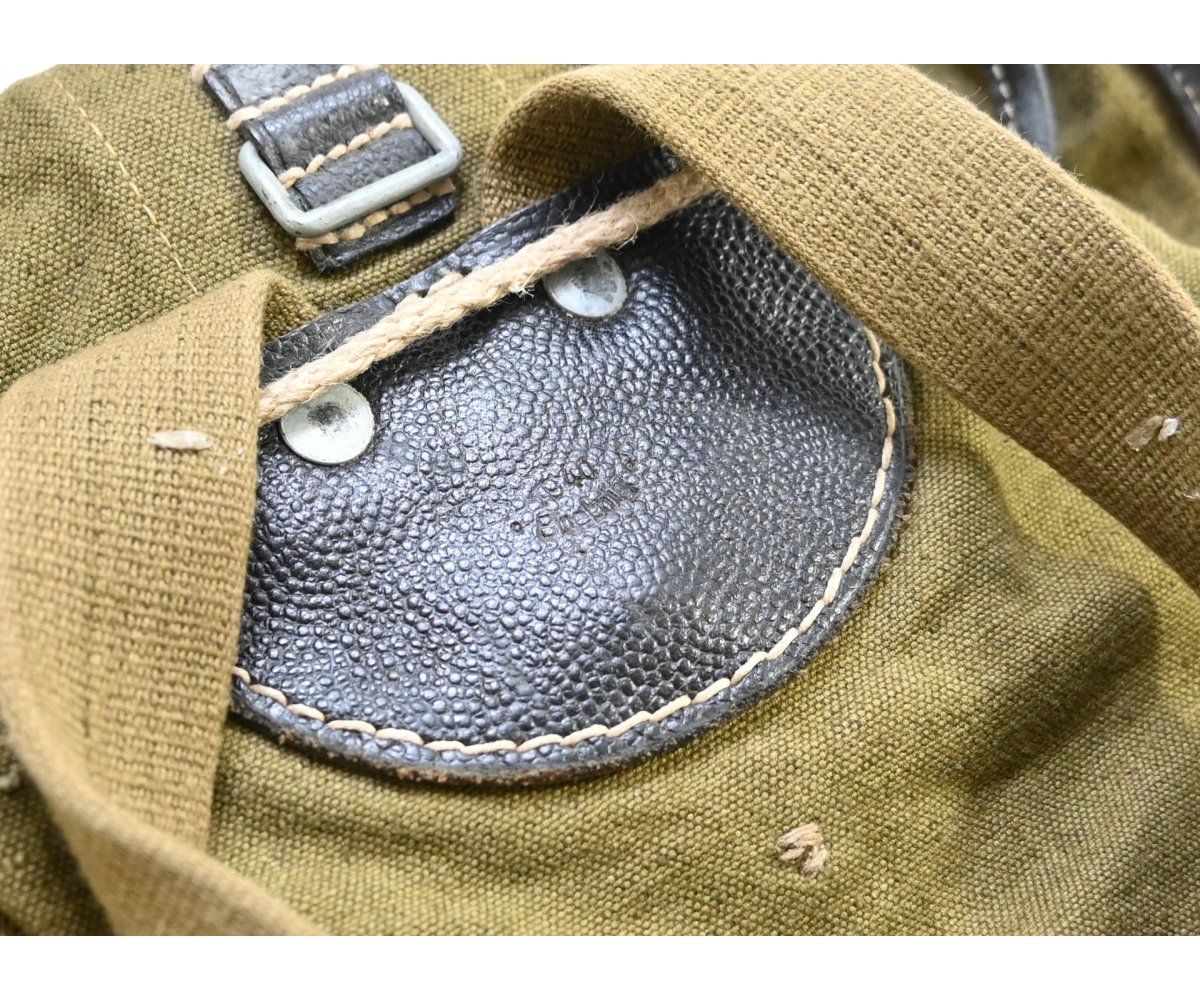 Mint Wehrmacht Artillerie Backpack (1940) — image 3