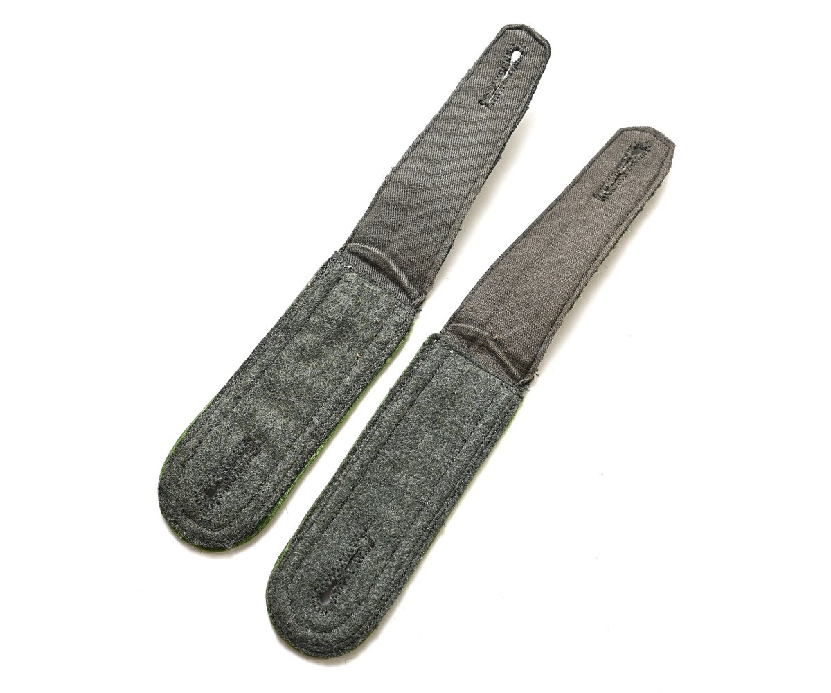 Panzer Grenadier Uffz. Shoulder Straps — image 4