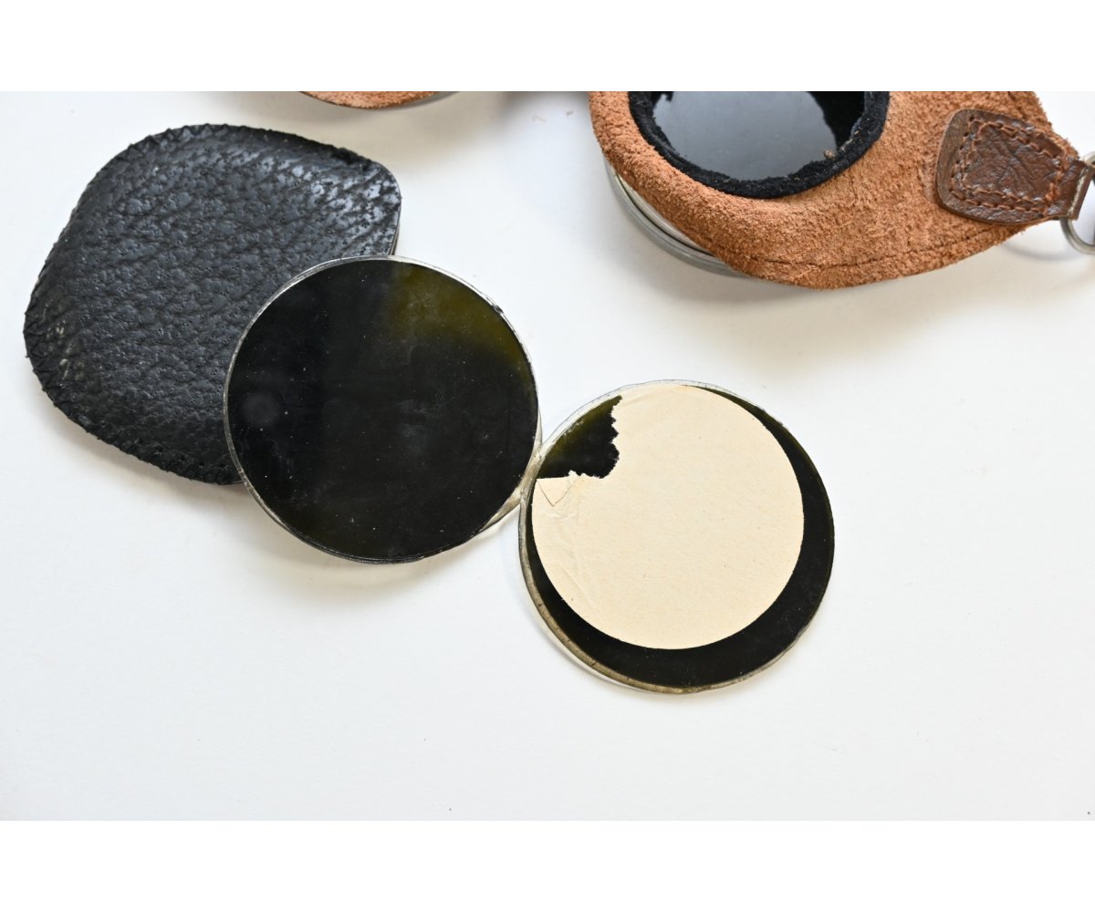Wehrmacht Leather Staubschutzbrille in Container — image 7