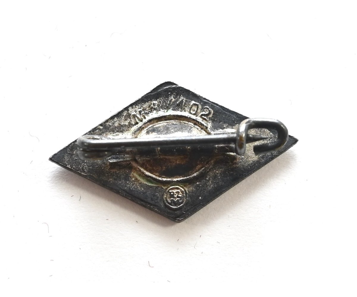Hitler Jugend Member's Pin (M1/102) — image 2