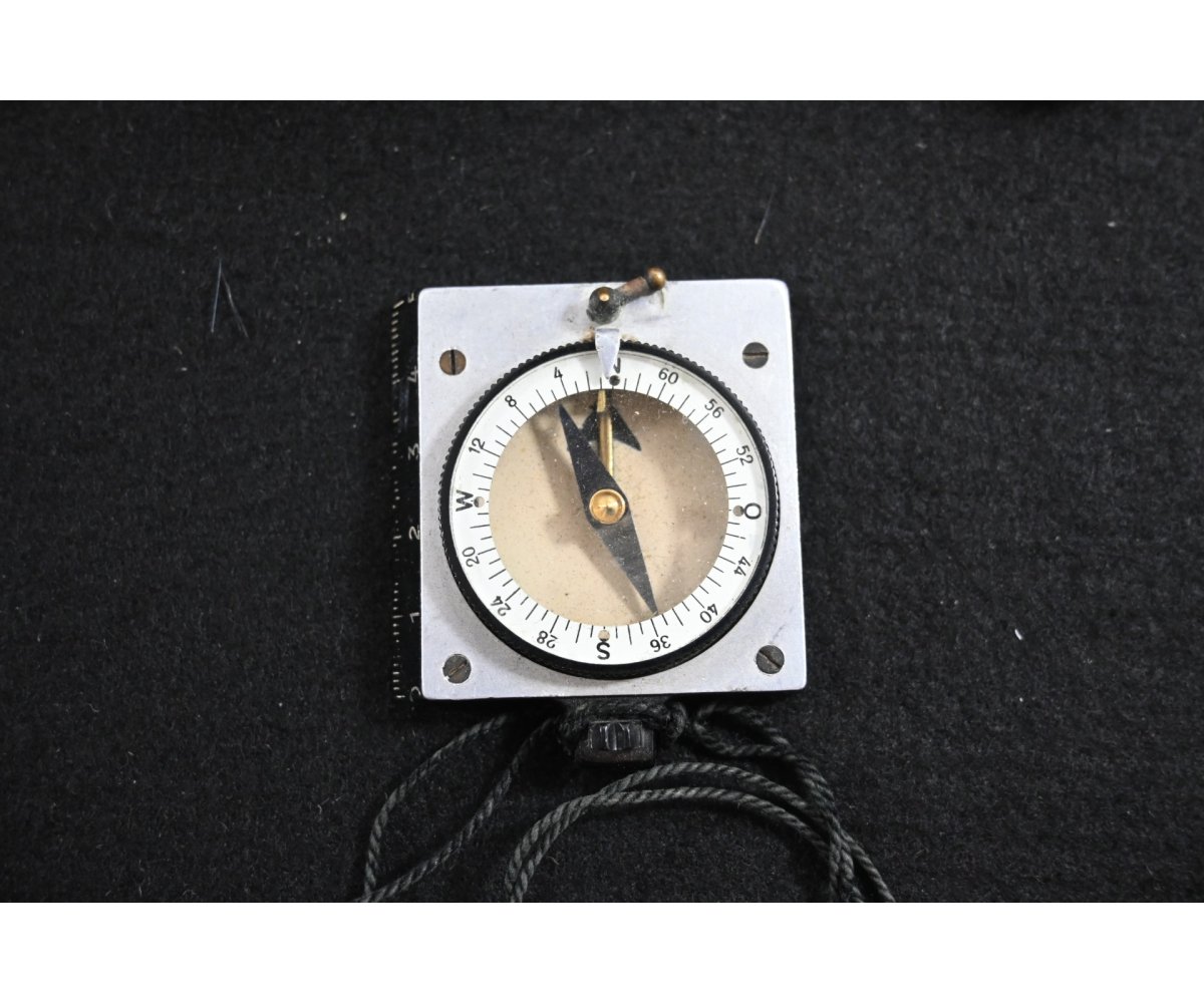 Boxed 'Marschkompaß Jugend' — image 7