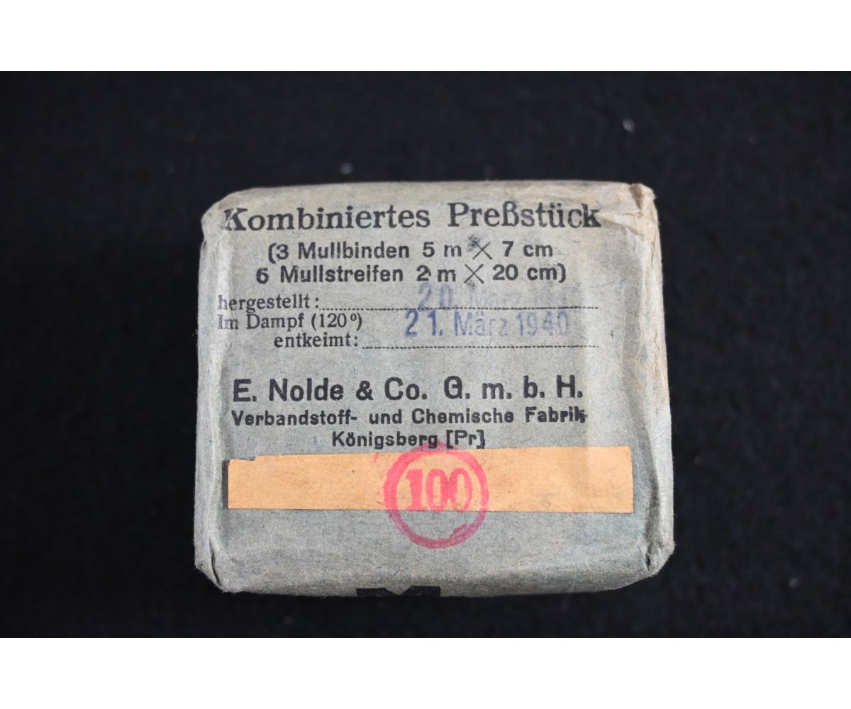 Wehrmacht Medical 'Preßstuck' 1940 — image 4