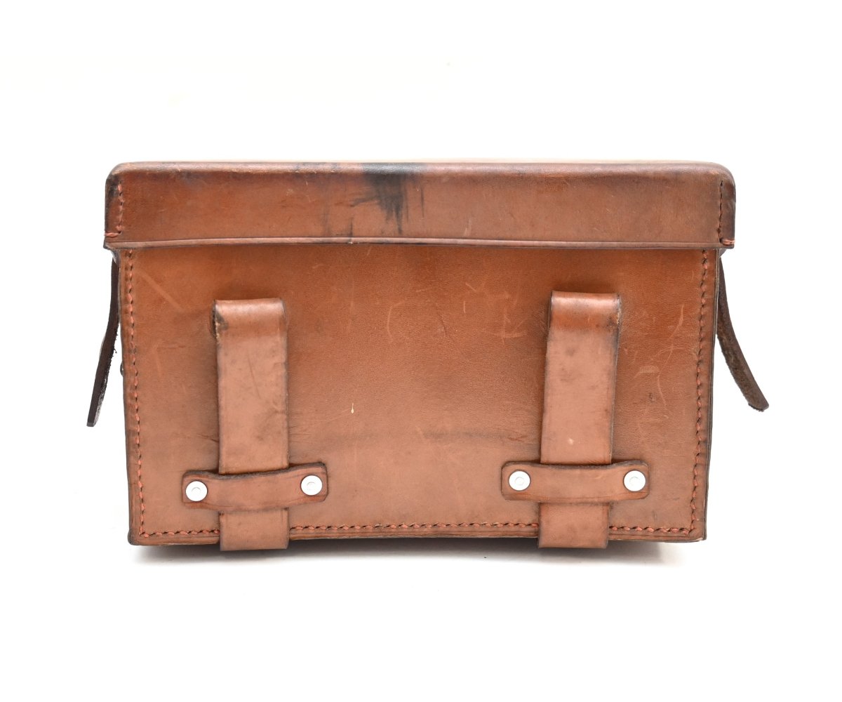Top! Brown DRK/Luftschutz Medical Pouch — image 3