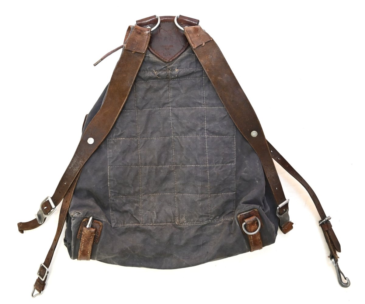 Flieger Gruppe Marked Rucksack (1937) — image 3