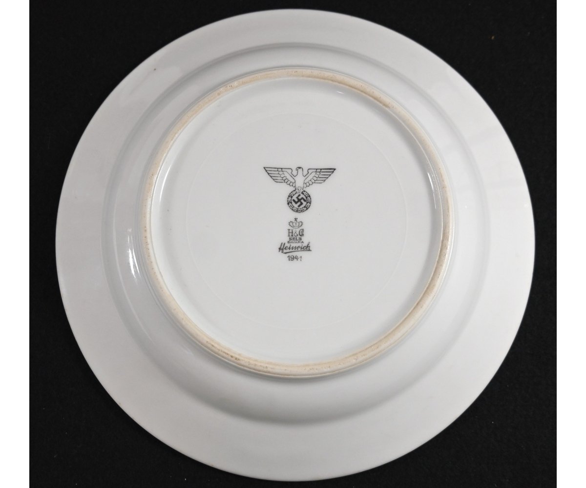 Wehrmacht Porcelain Dinner Plate (H&G, 1941)