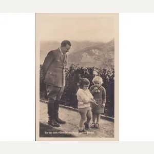 'Sie hat dem Führer die Hand geben dürfen' Postcard