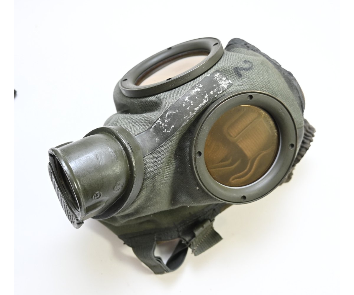 Draeger Luftschutz Gasmask Set 1939 — image 14