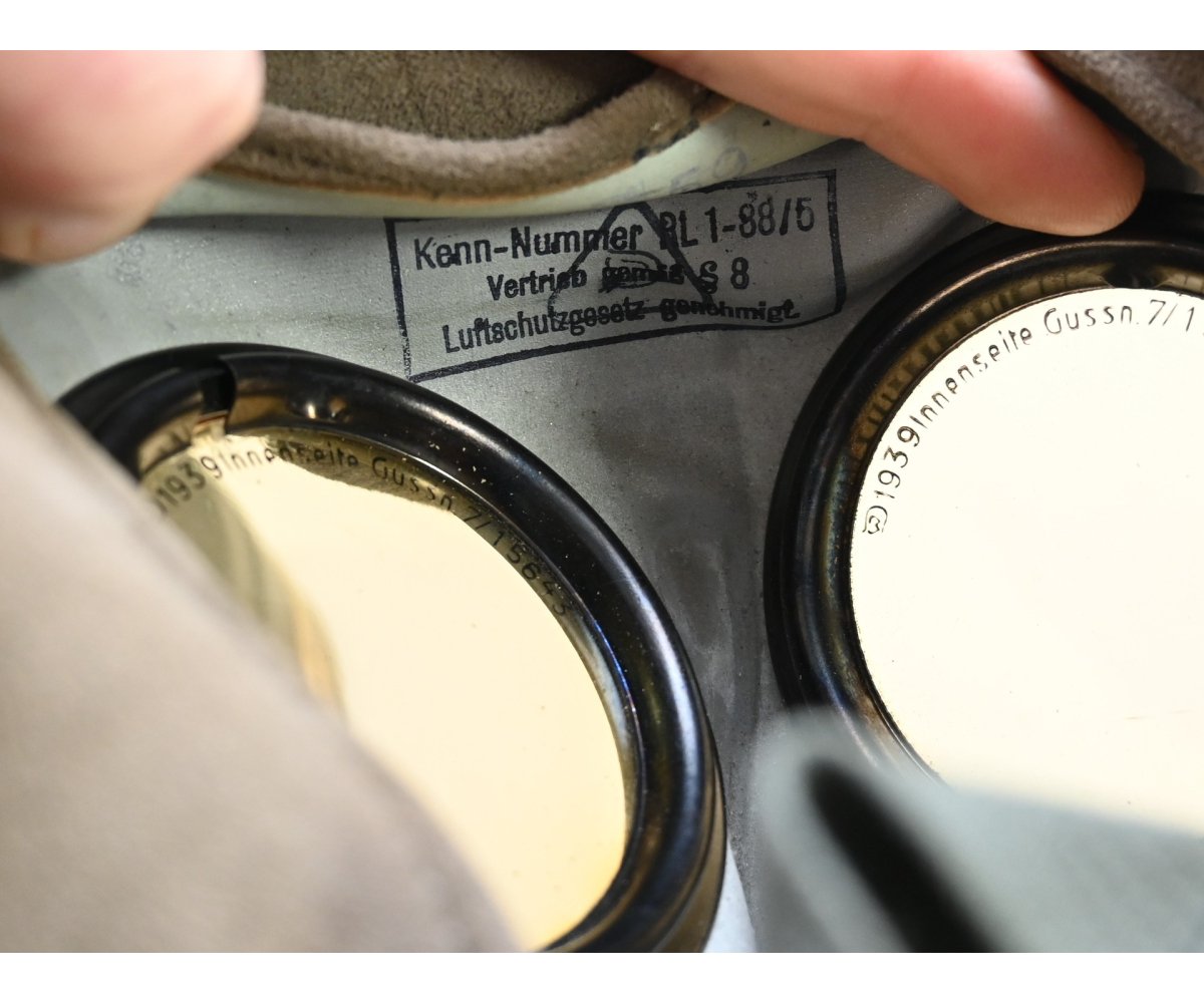 Draeger Luftschutz Gasmask Set 1939 — image 16