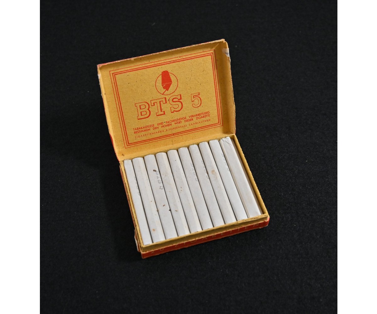 Wehrmacht 'BTS Nr.5' Cigarettes Pack — image 3