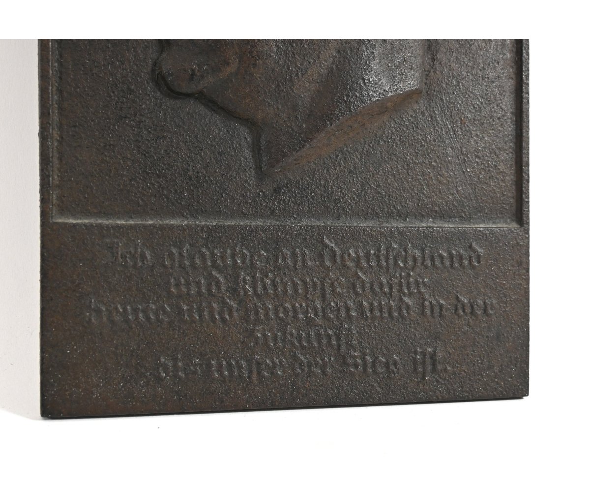 Adolf Hitler Wall Plaque (Relic) — image 2