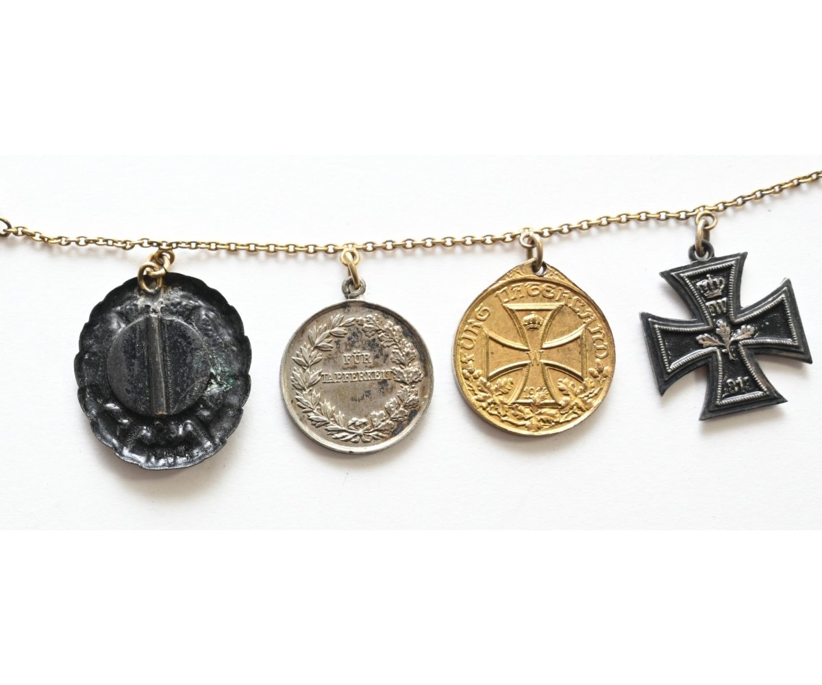 4-Piece Imperial Miniature Frackkette — image 5