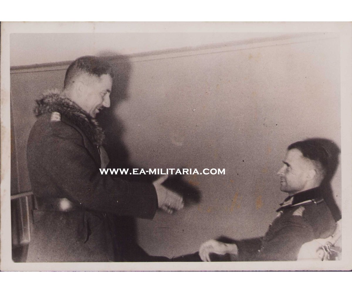 Ritterkreuzträger Major Petersdorff Press Photo