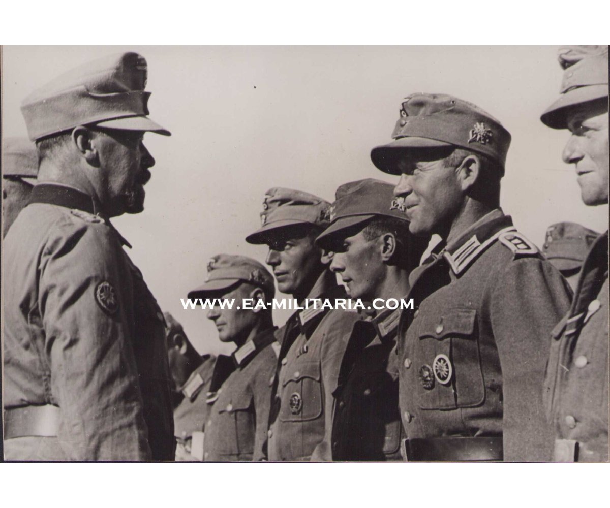 Heeresbergführerabzeichen Press Photo (Kreta 1941)