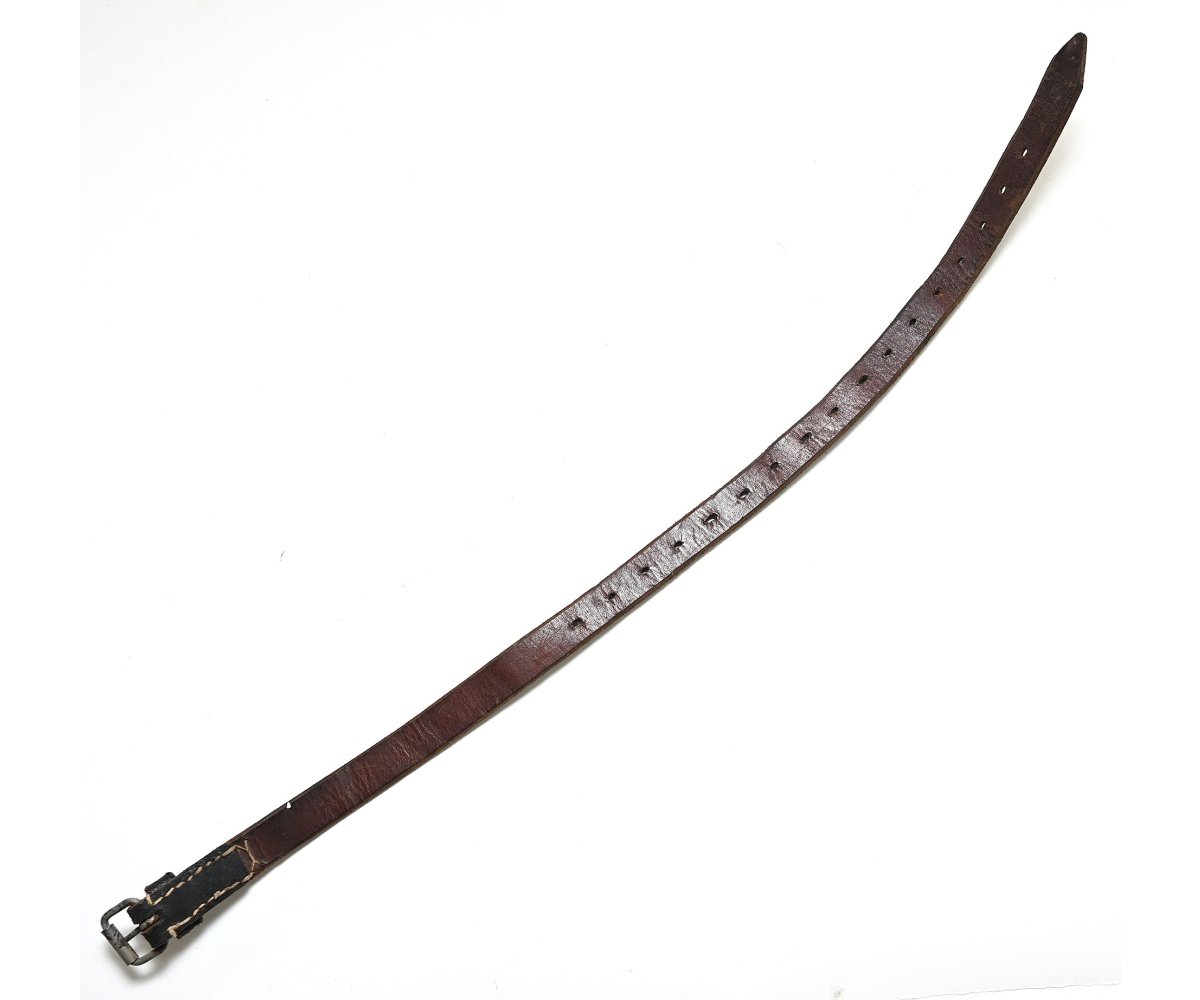 Wehrmacht Equipment Strap (Pelzer & Co) — image 4