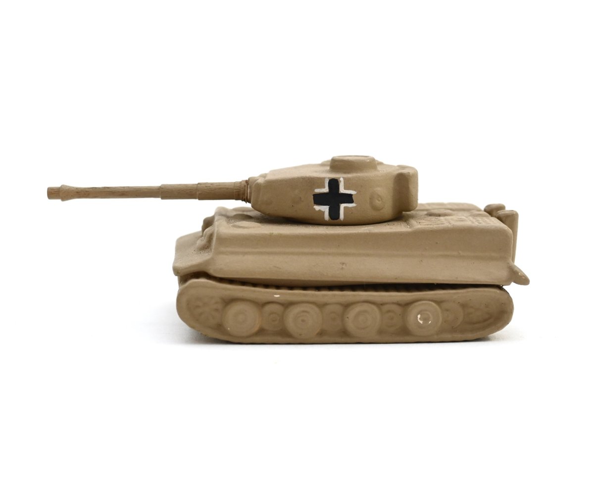 Rare Ceramic 'Sandkasten' Panzerkampfwagen VI (Tiger I) — image 3
