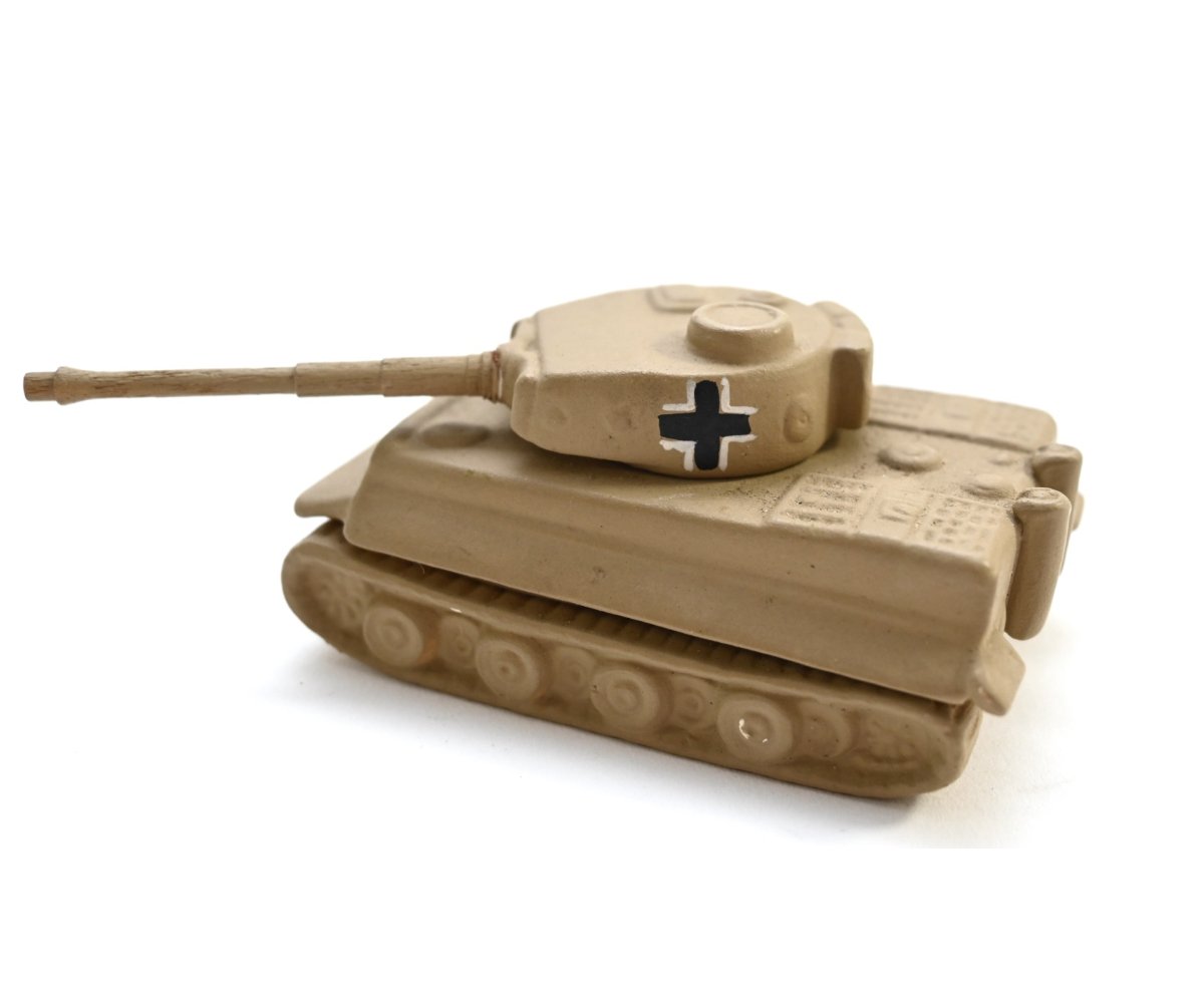 Rare Ceramic 'Sandkasten' Panzerkampfwagen VI (Tiger I) — image 7