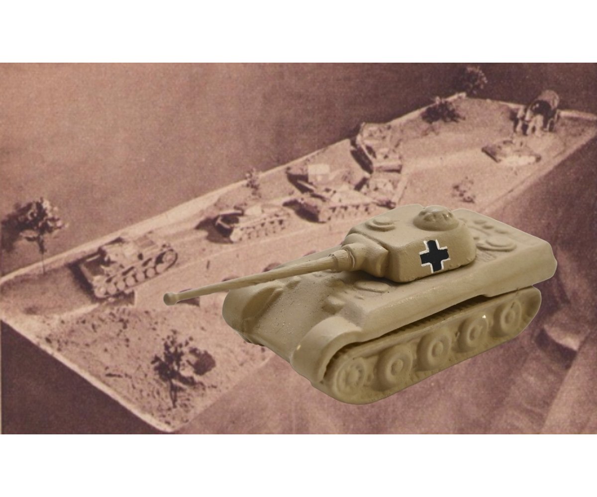 Rare Ceramic 'Sandkasten' Panzerkampfwagen V (Panther)