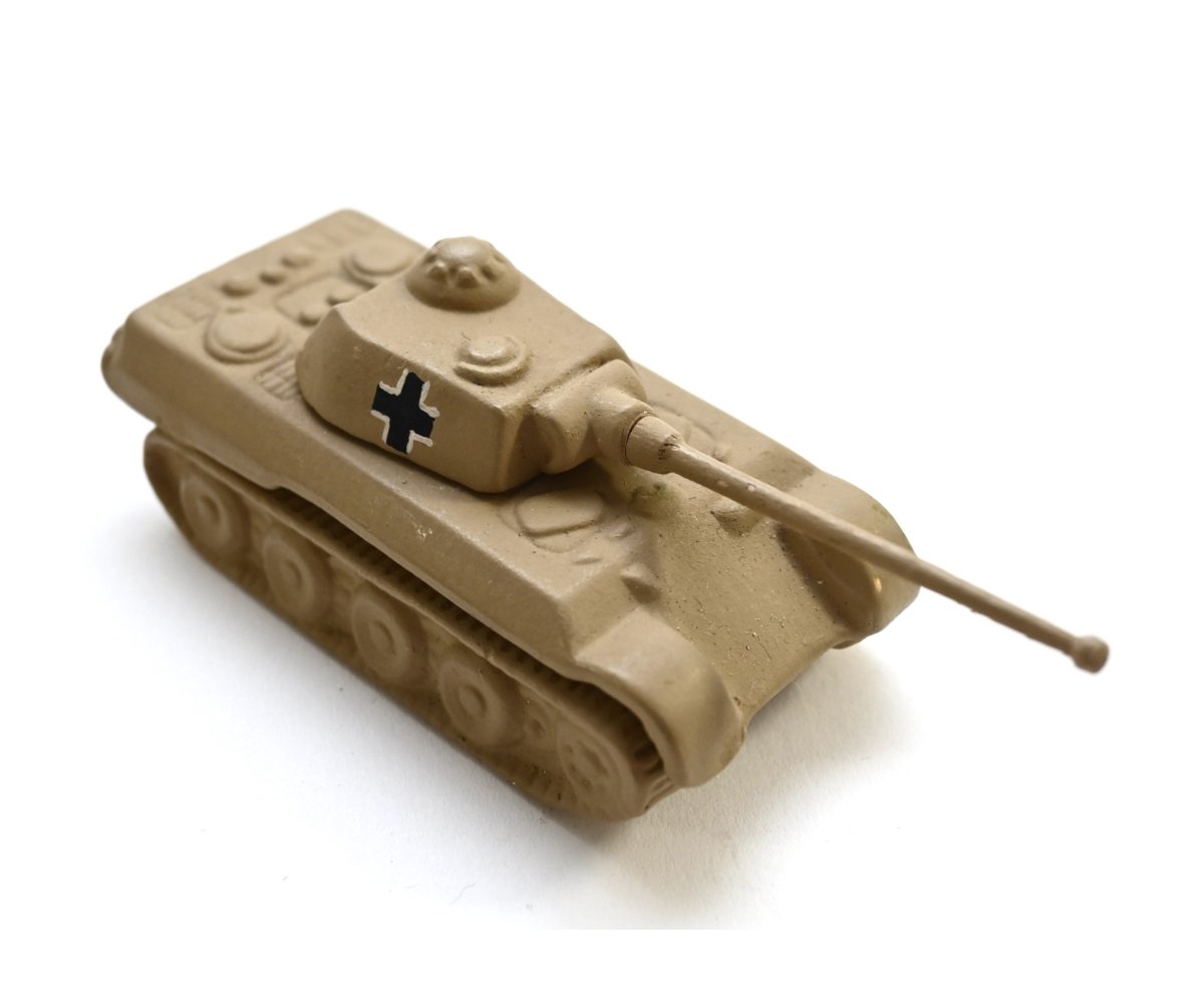 Rare Ceramic 'Sandkasten' Panzerkampfwagen V (Panther) — image 3