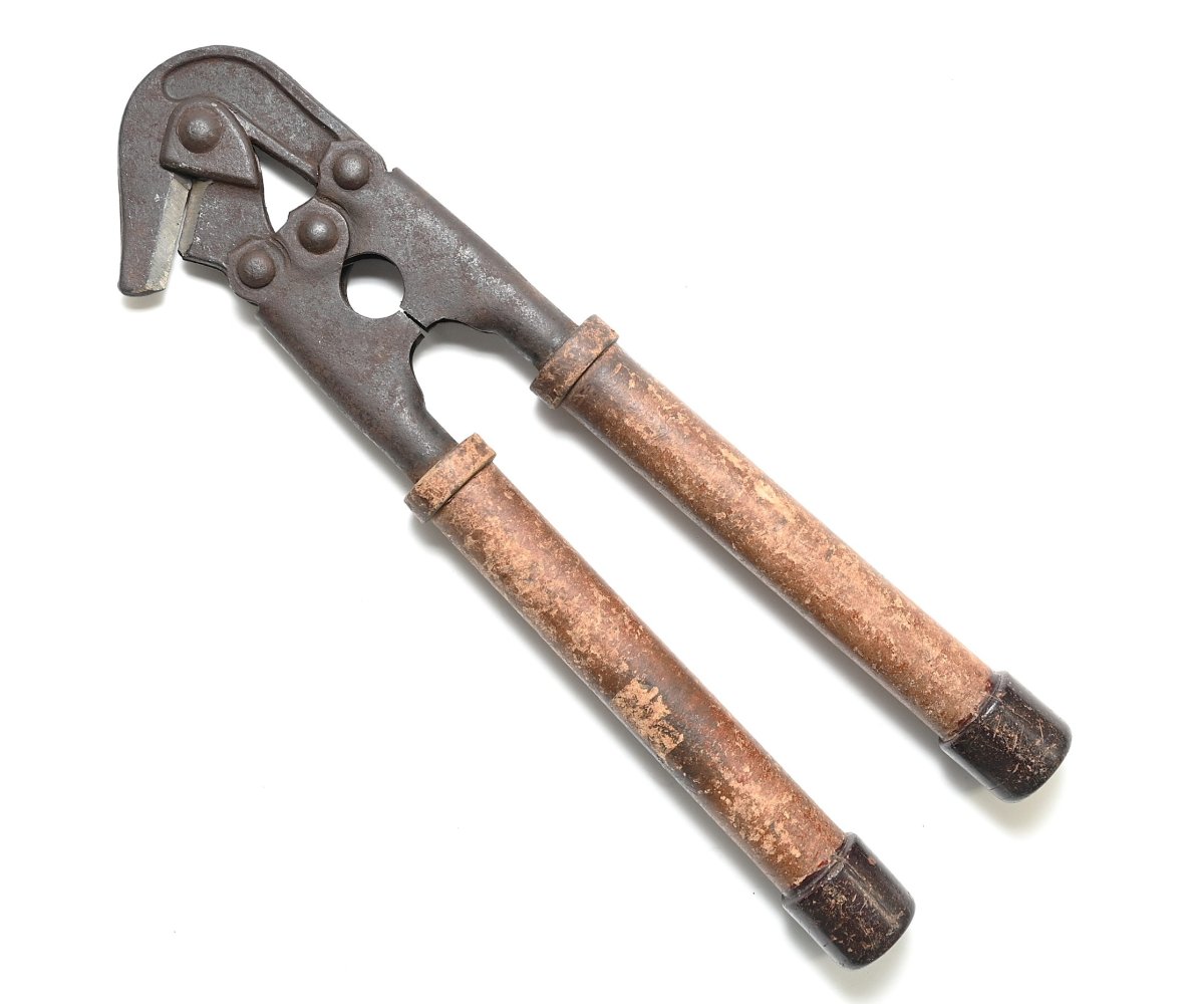 Short German Army Wire Cutters (HDK) — image 3