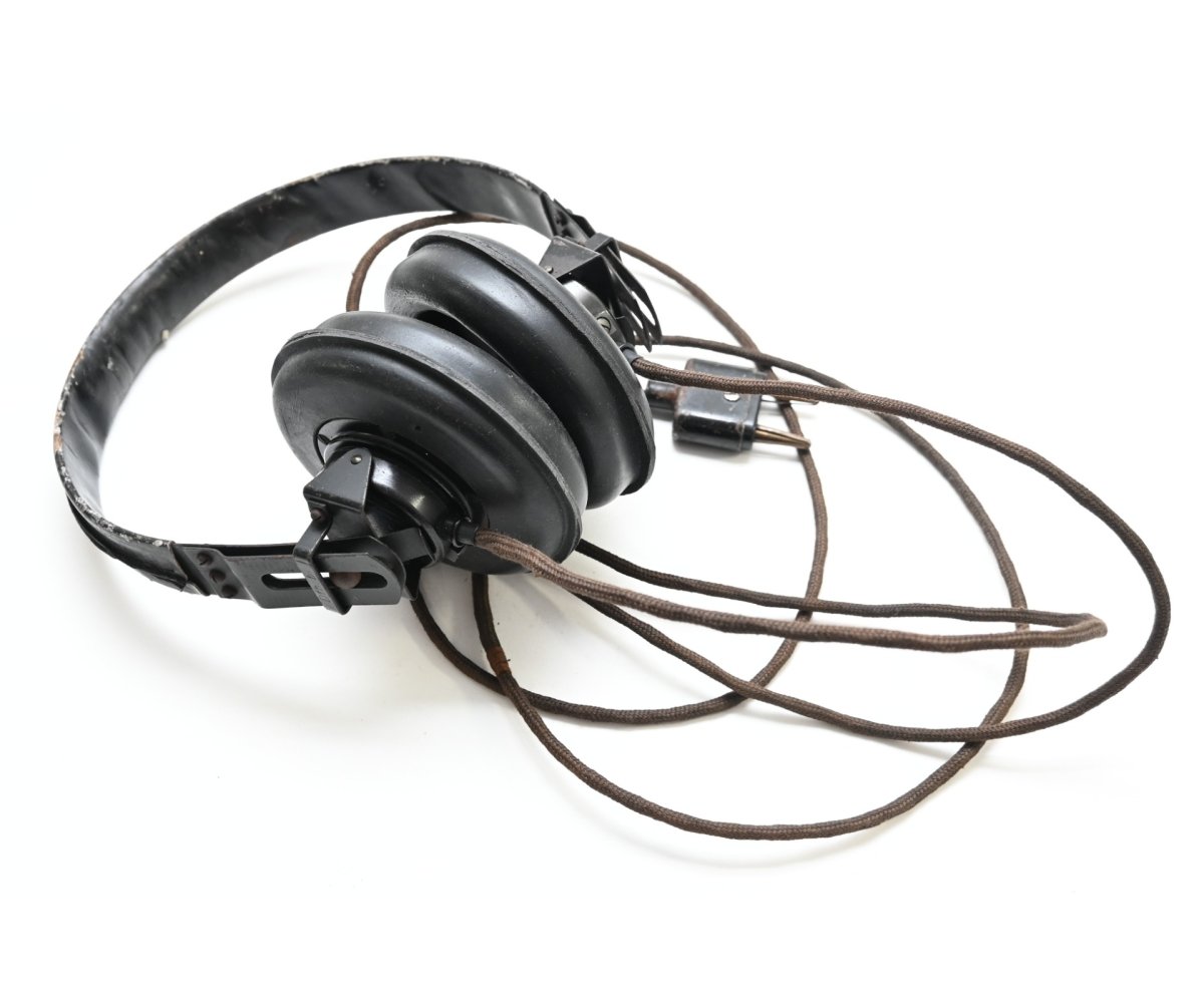 WH Panzer Headphones (Dfh.b 1943) — image 2