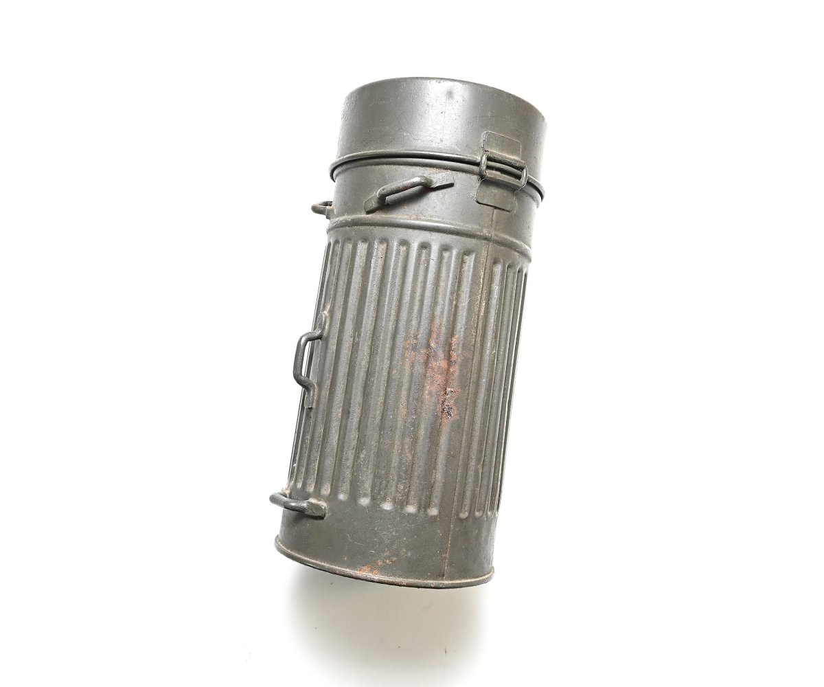 Reichswehr/Wehrmacht Gasmask Canister (1934) — image 2