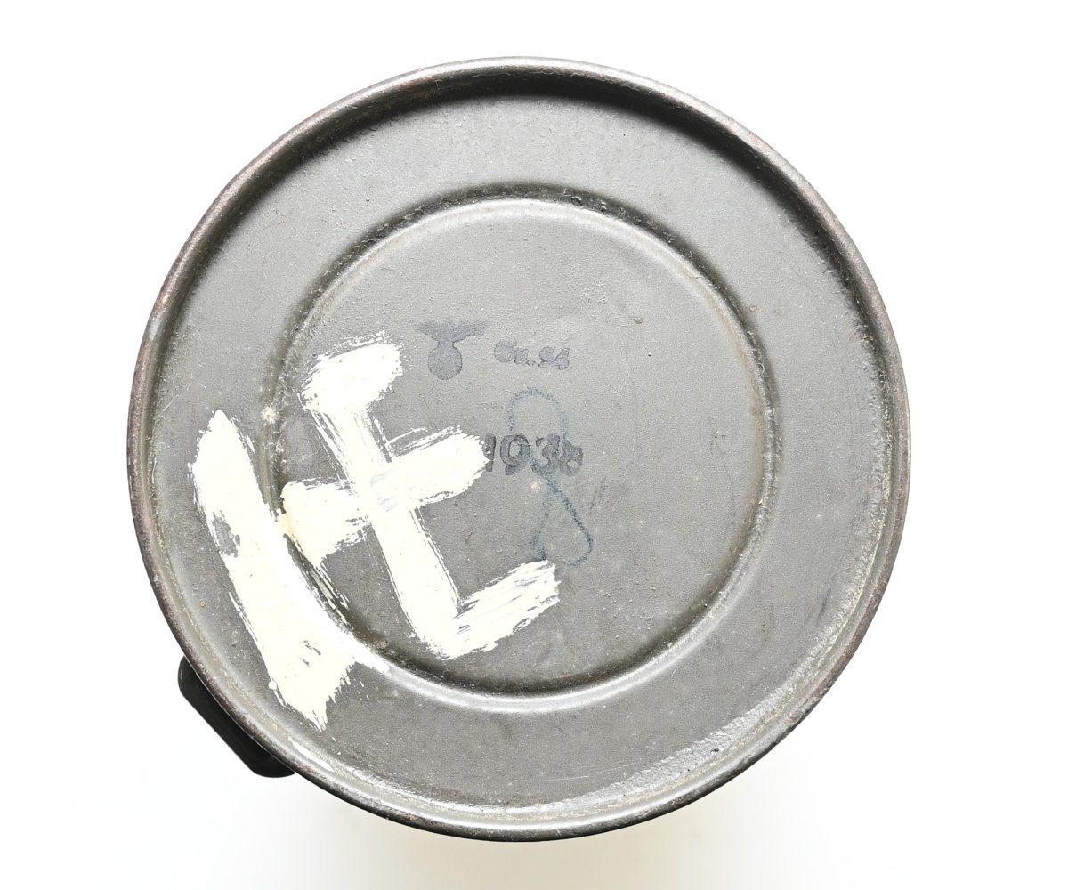 Reichswehr/Wehrmacht Gasmask Canister (1934) — image 5