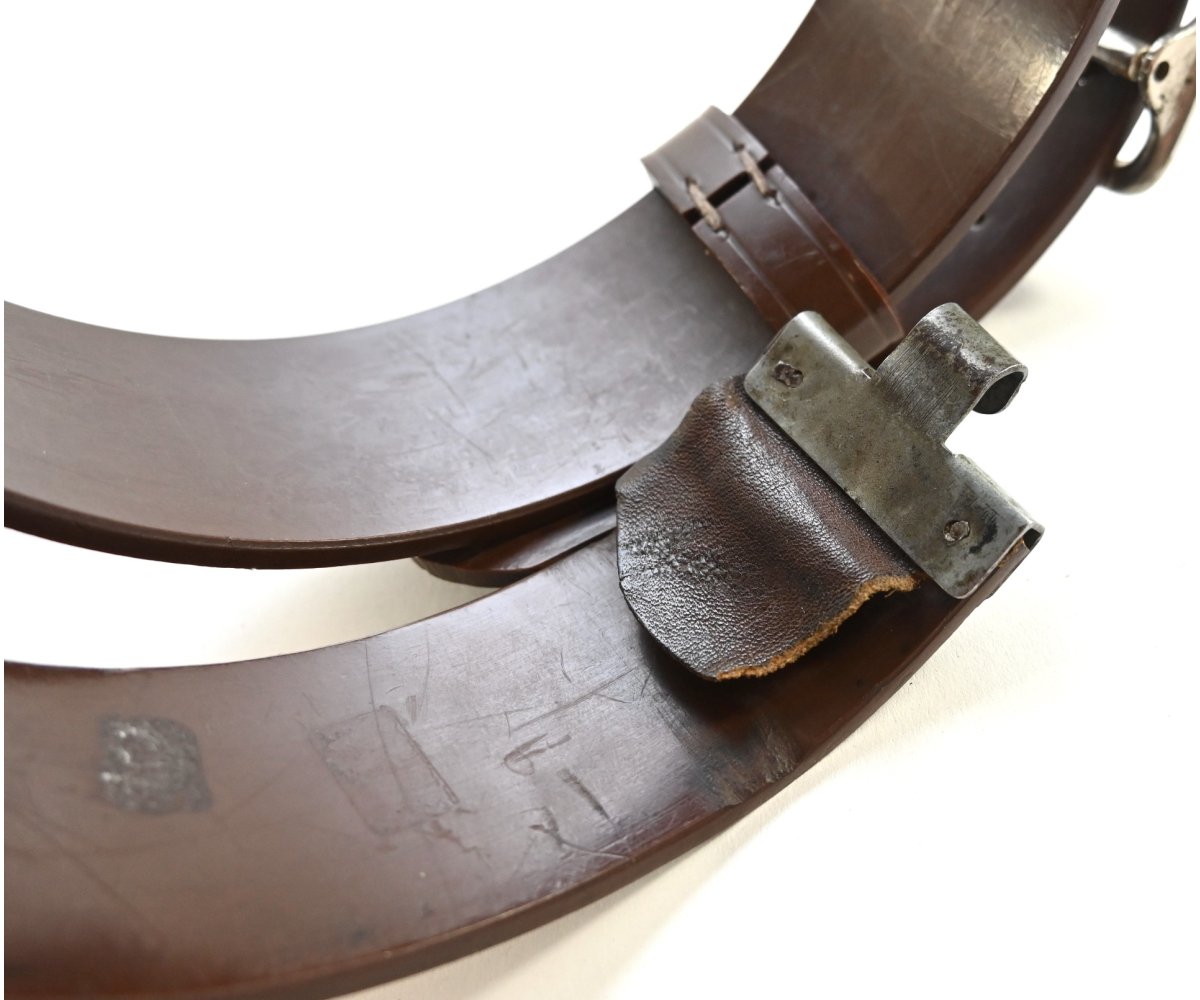 Rare 'Rubber' Political 'Zweidorn' Belt (RZM) — image 7