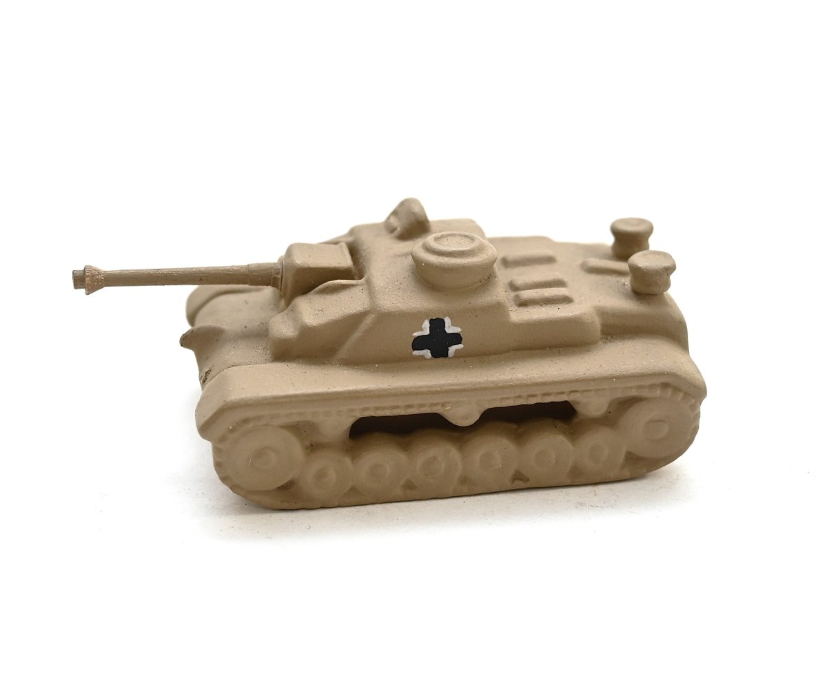 Rare Ceramic 'Sandkasten' Sturmgeschütz IV — image 4