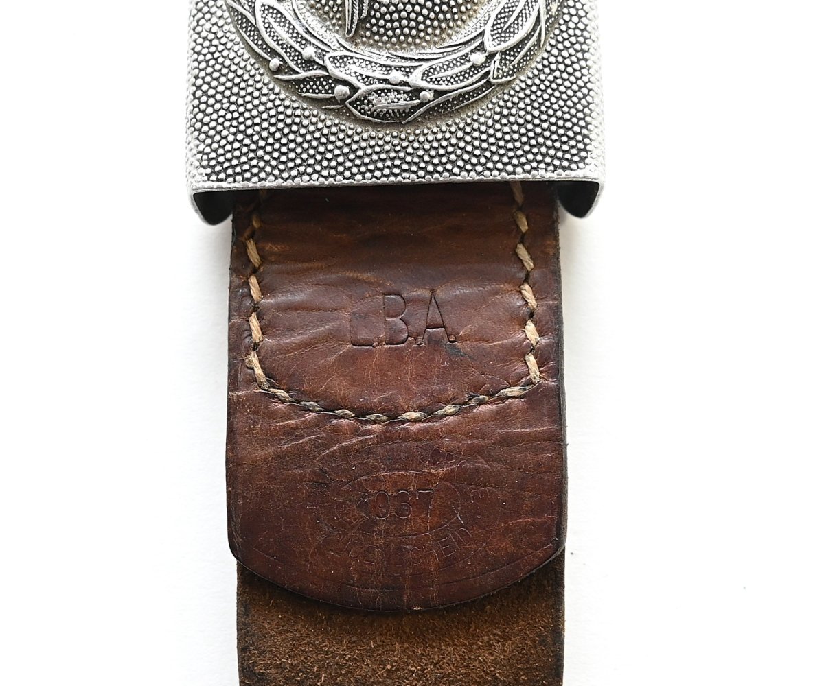 Luftwaffe Buckle with (LBA) Tab (P.&Crone, 1937) — image 7