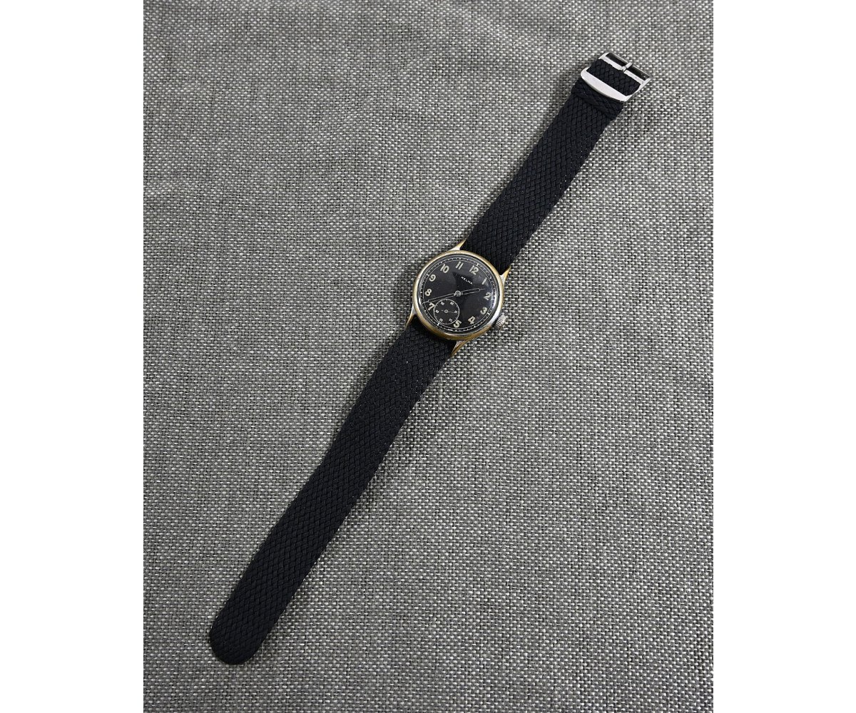 Wehrmacht 'Helma' Dienstuhr — image 4