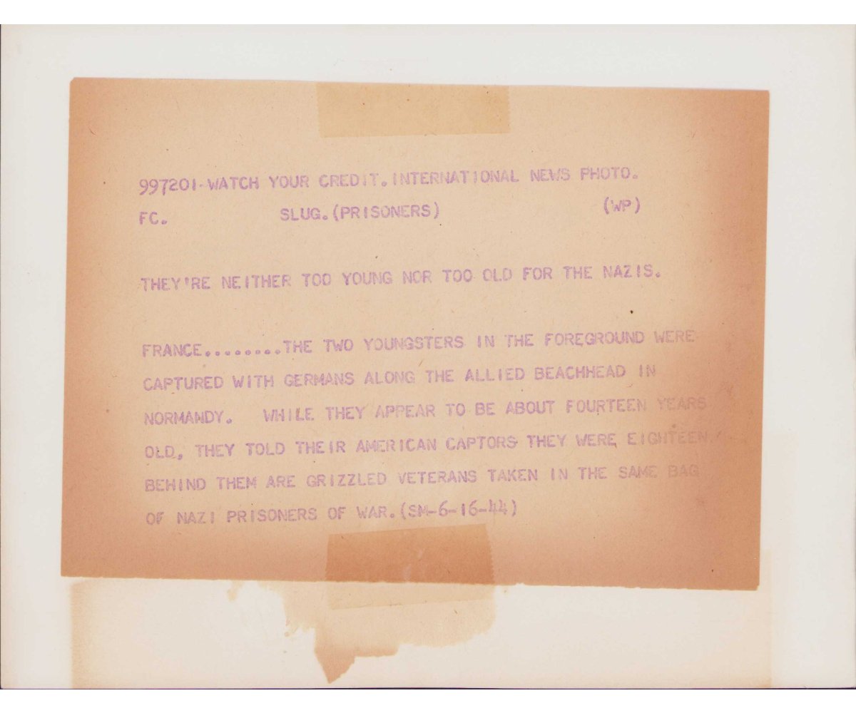 'Youngsters at Normandy Beachhead' US Press Photo — image 2