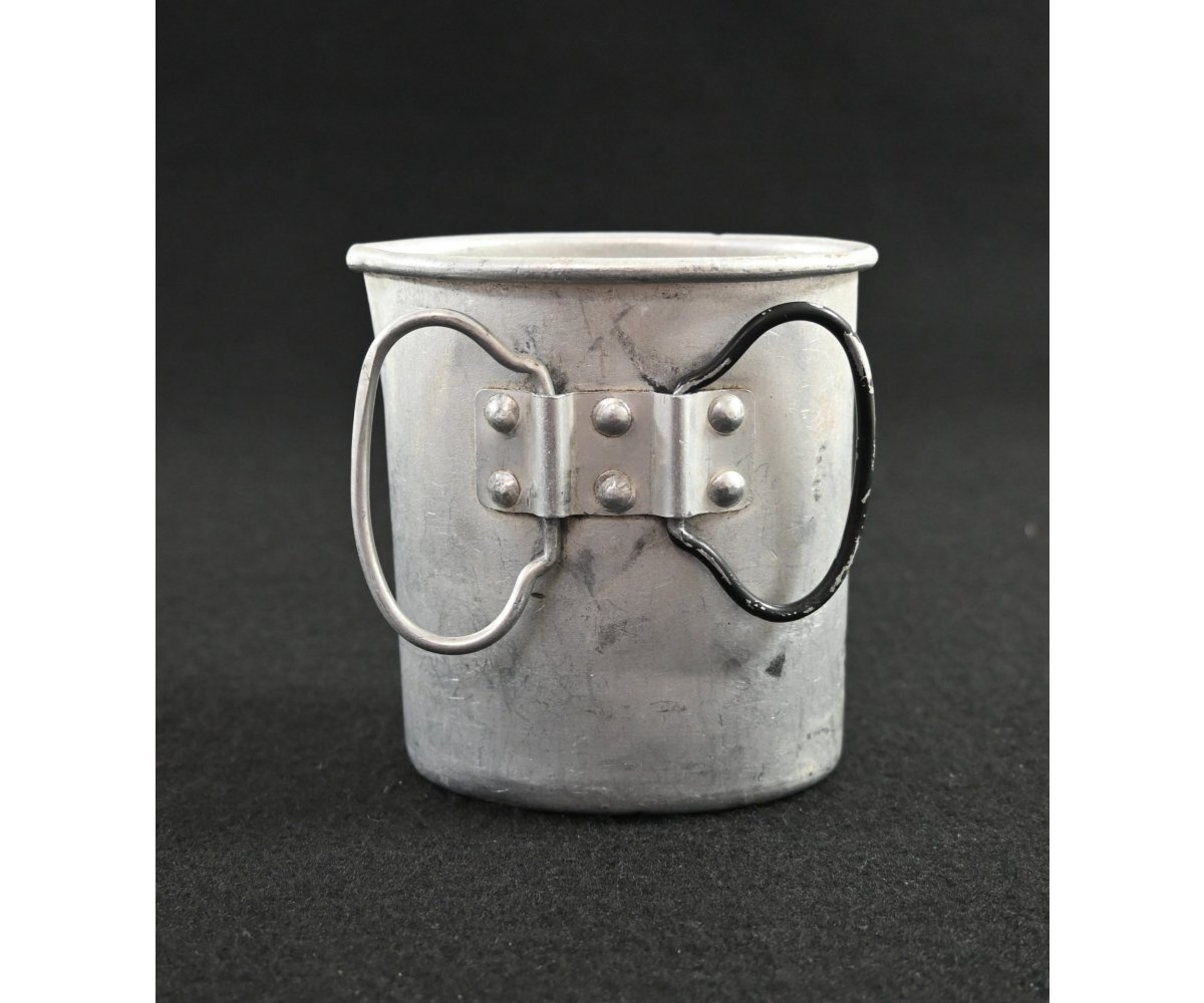 Wehrmacht Aluminium Drinking Cup 1/4L — image 3