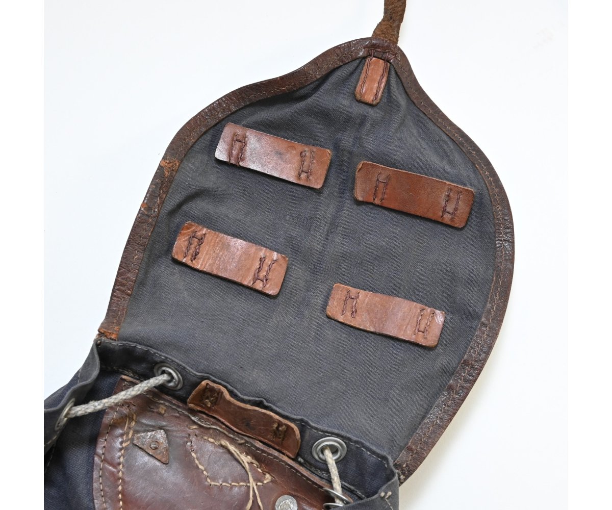 Blue Luftwaffe Rucksack (1937) — image 8