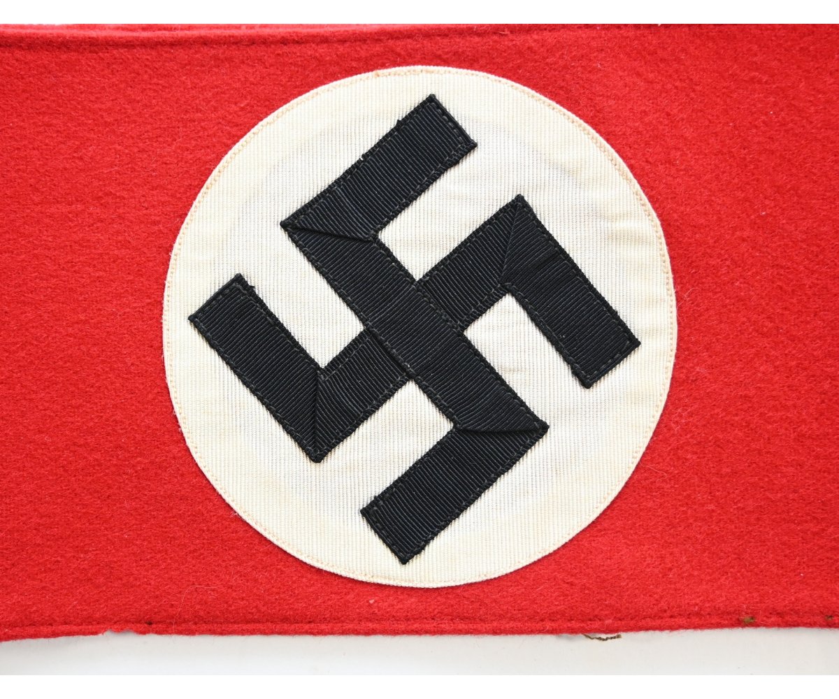 NSDAP Wool Leaders' Armband (with label) — image 2