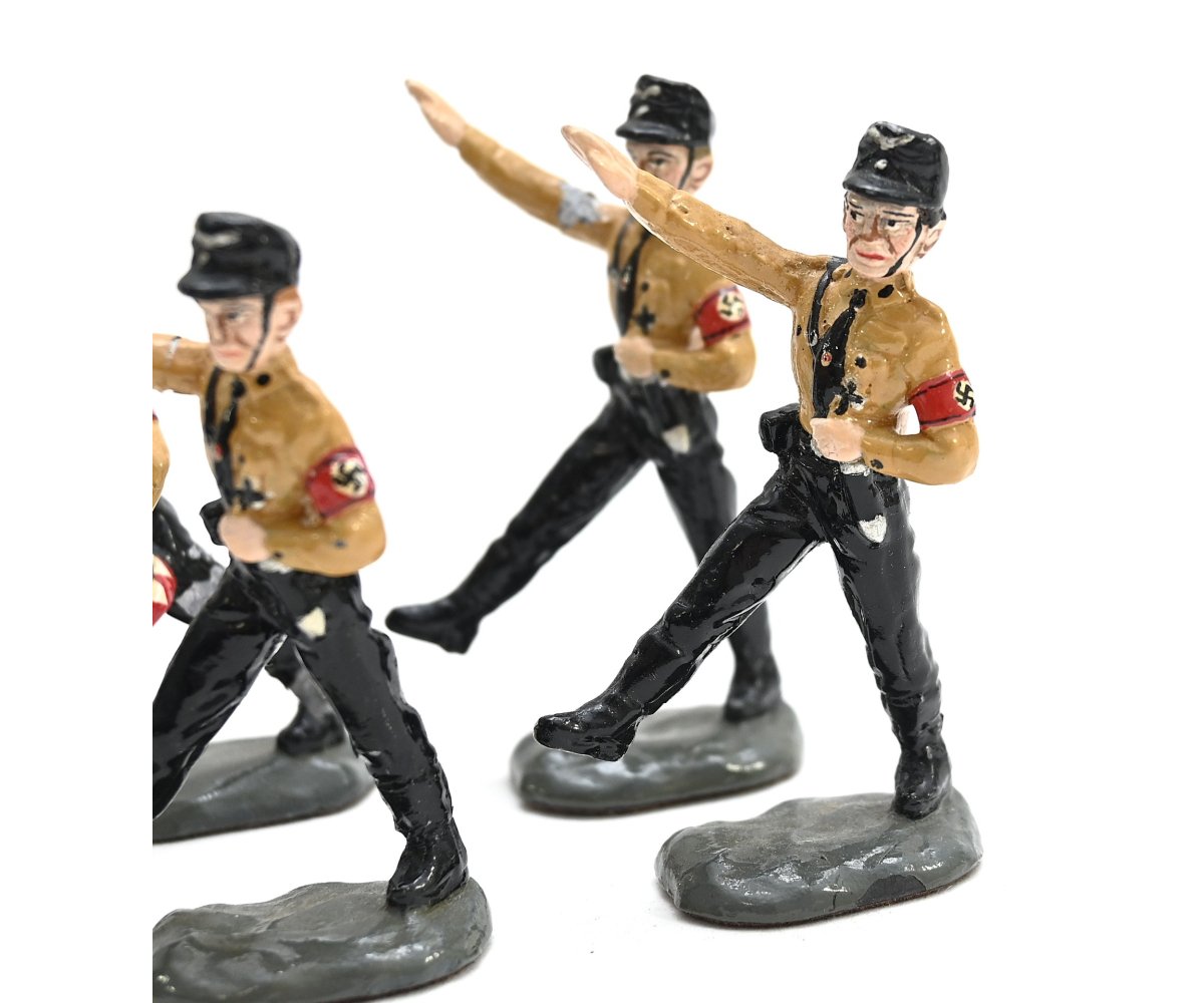 Early SS Zinc toy Soldiers — image 3