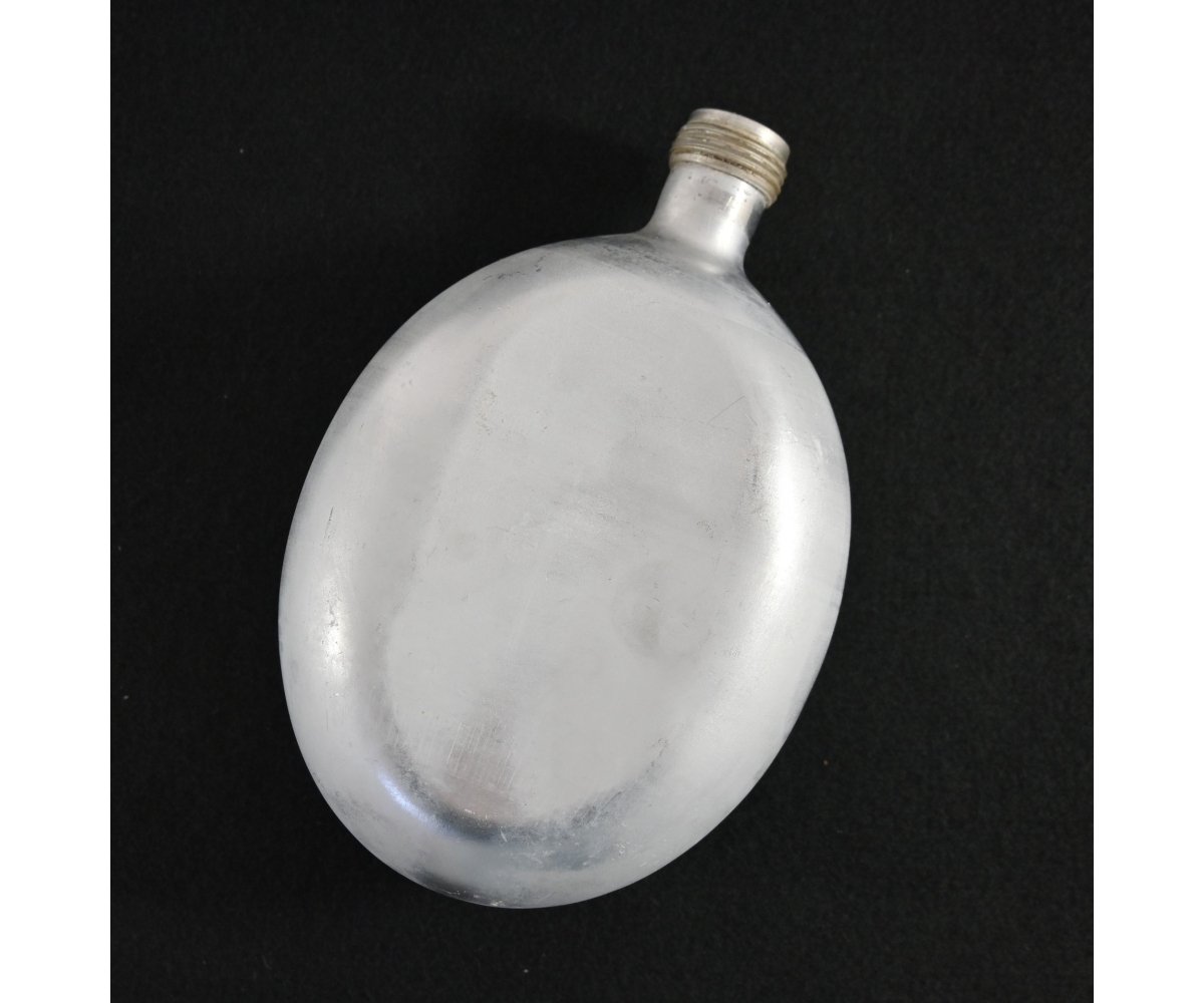 Wehrmacht 1lt. Canteen Bottle (W.A.L.42) — image 3