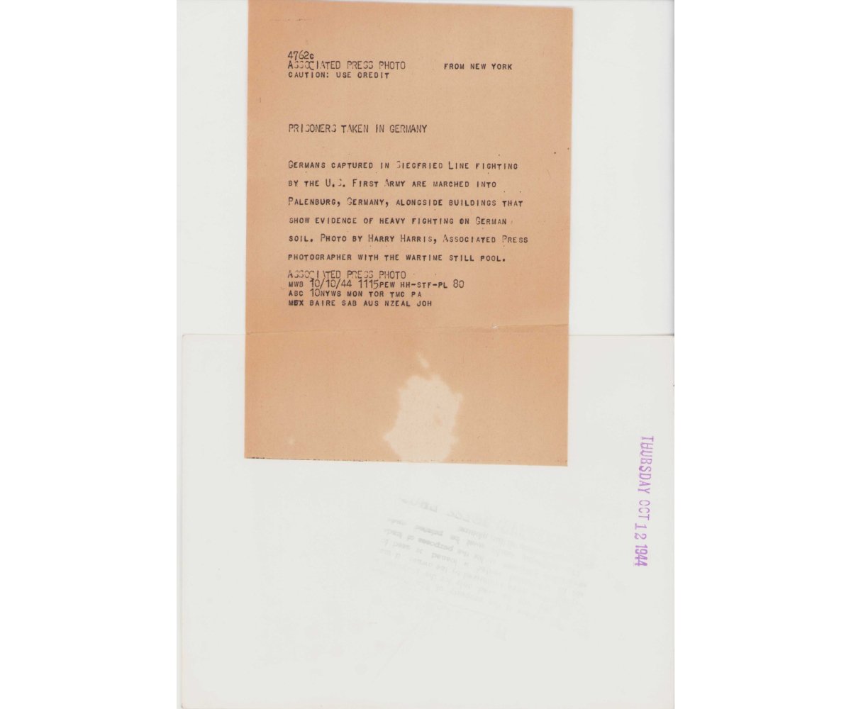 'Siegfried line POWs' US Press Photo — image 3