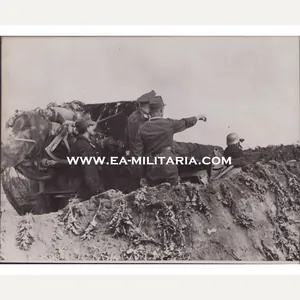Large 'Flak 8,8cm' Press Photo (Italian Caption)