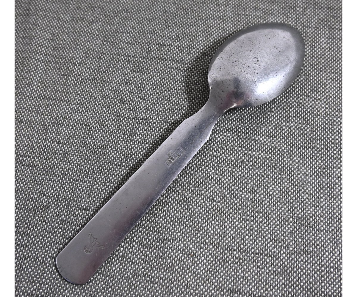 Wehrmacht 'Feldbesteck' Spoon (GK&F 42) — image 2