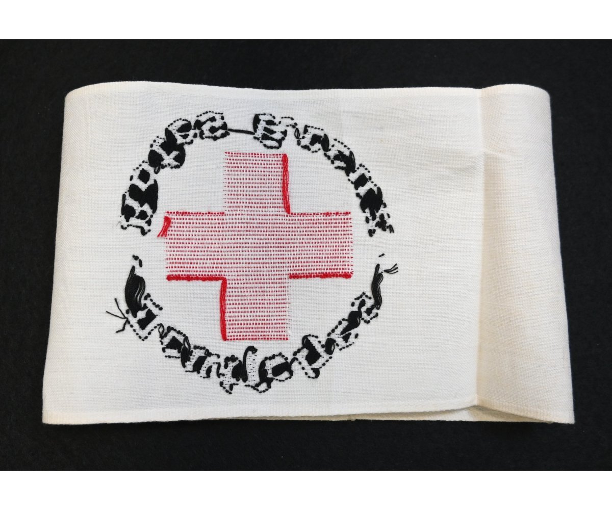 Deutsches Rotes Kreuz Armband — image 3