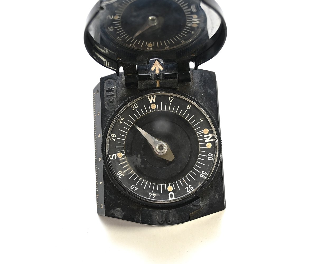 Wehrmacht Marschkompass (clk) — image 6