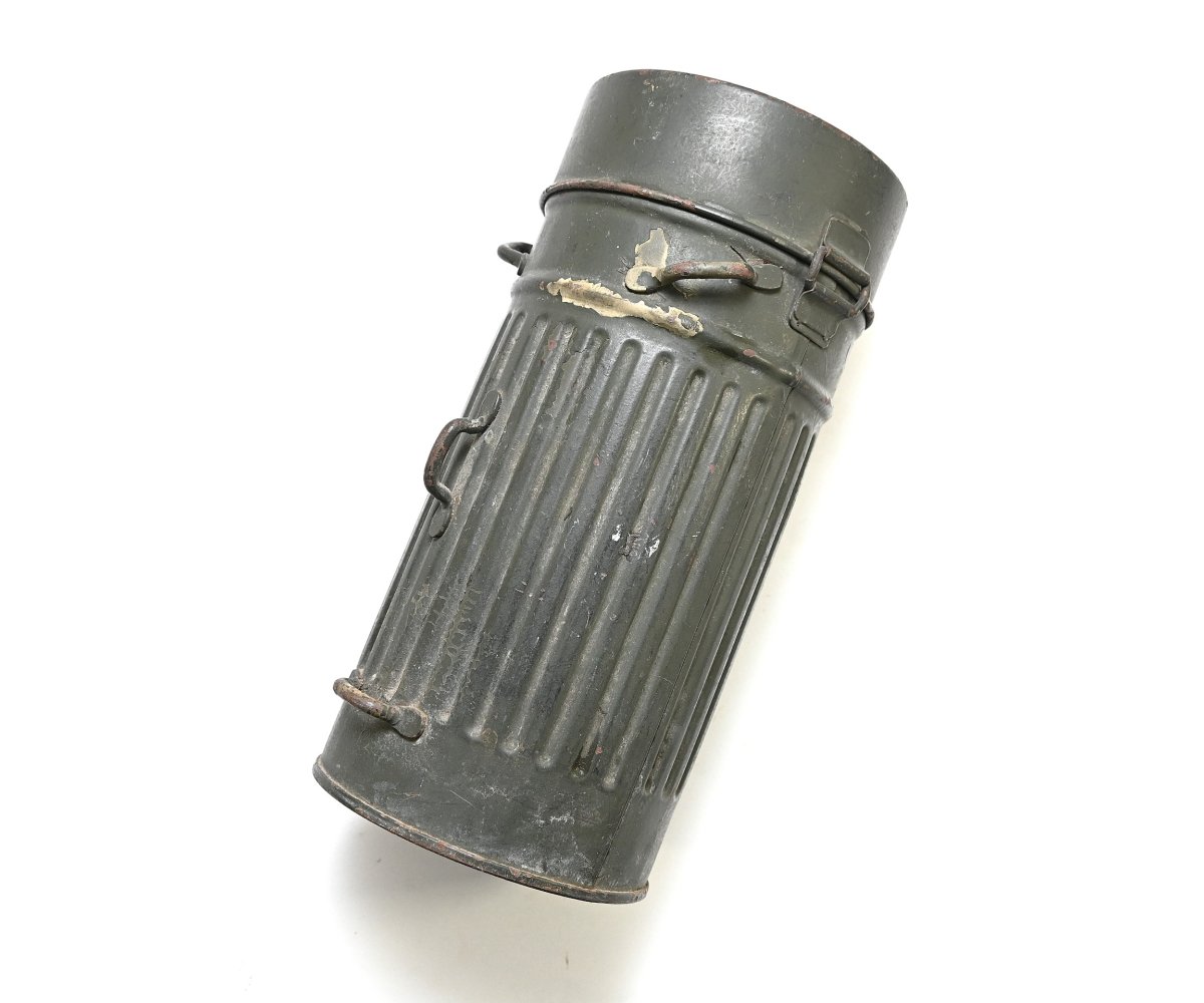 Reichswehr/Wehrmacht Gasmask Canister (1935) — image 2
